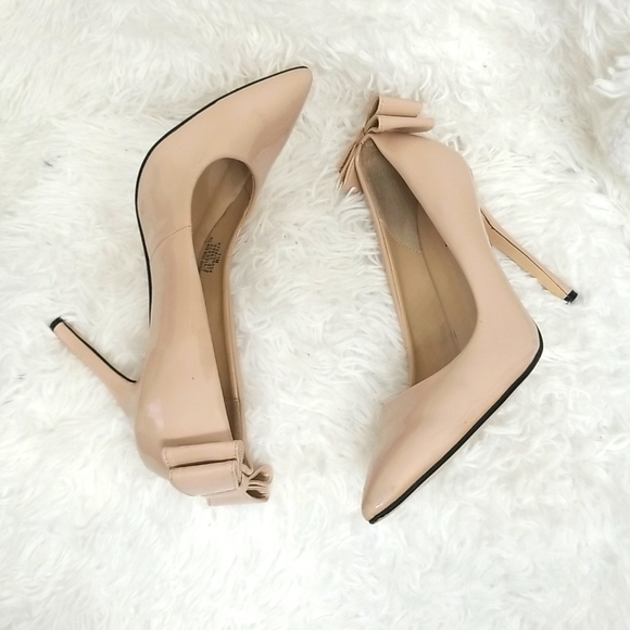 Pierre Dumas Beige Heels with Bow size 11 - Picture 9 of 10